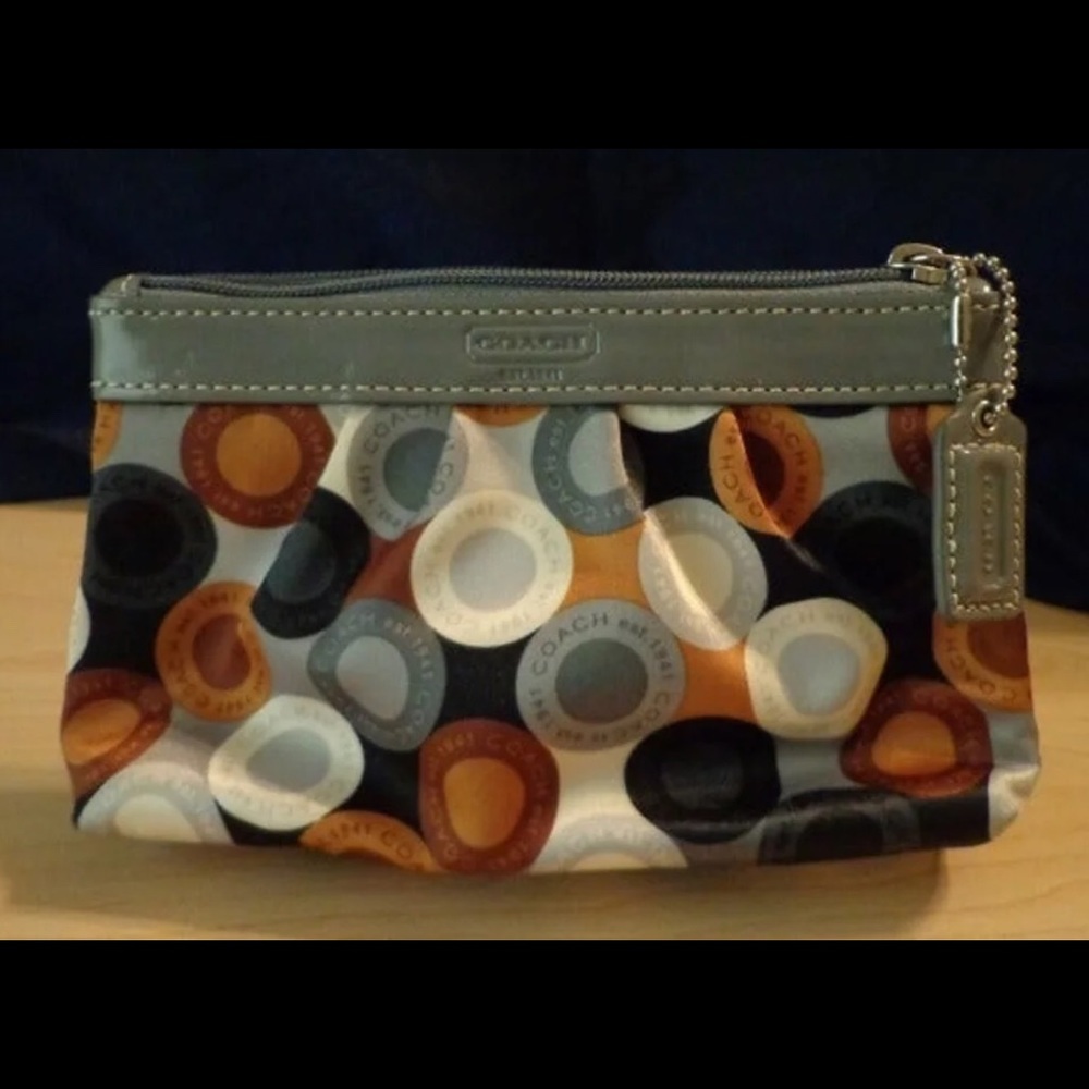 ✨🌺Coach Wristlet -Authentic ✨🌺 NWOT